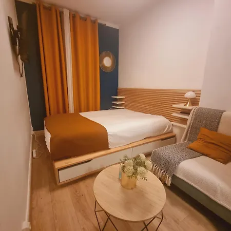 Joli A Bastille 巴黎